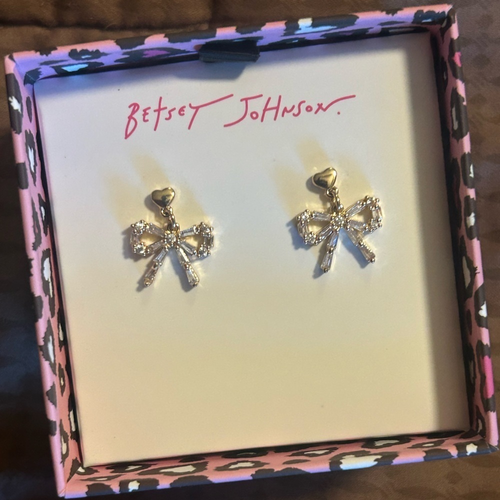 Betsey Johnson  Bow Earrings